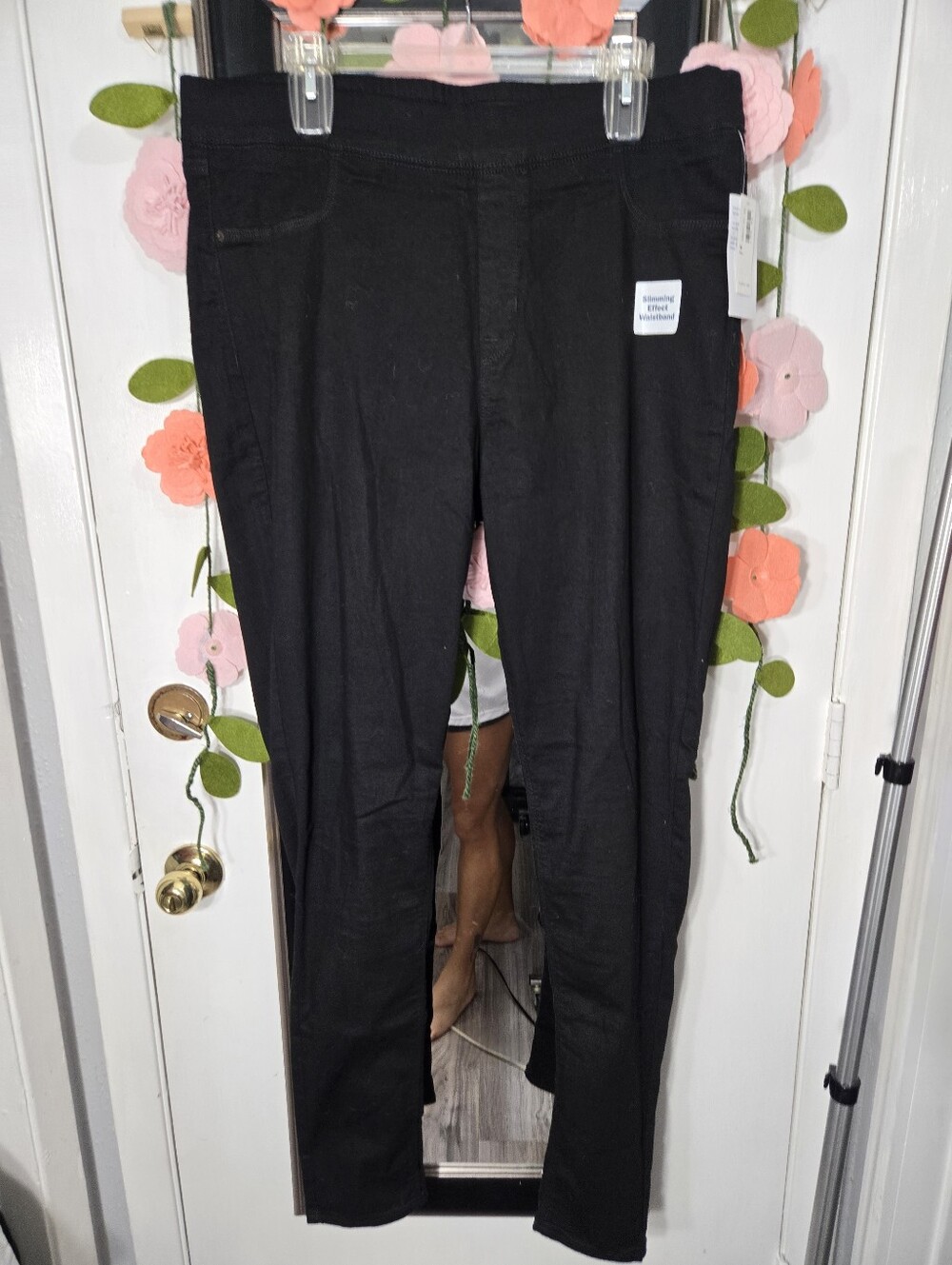 Old Navy Rockstar Pull On Jeans Black NWT Sz 16 Tall